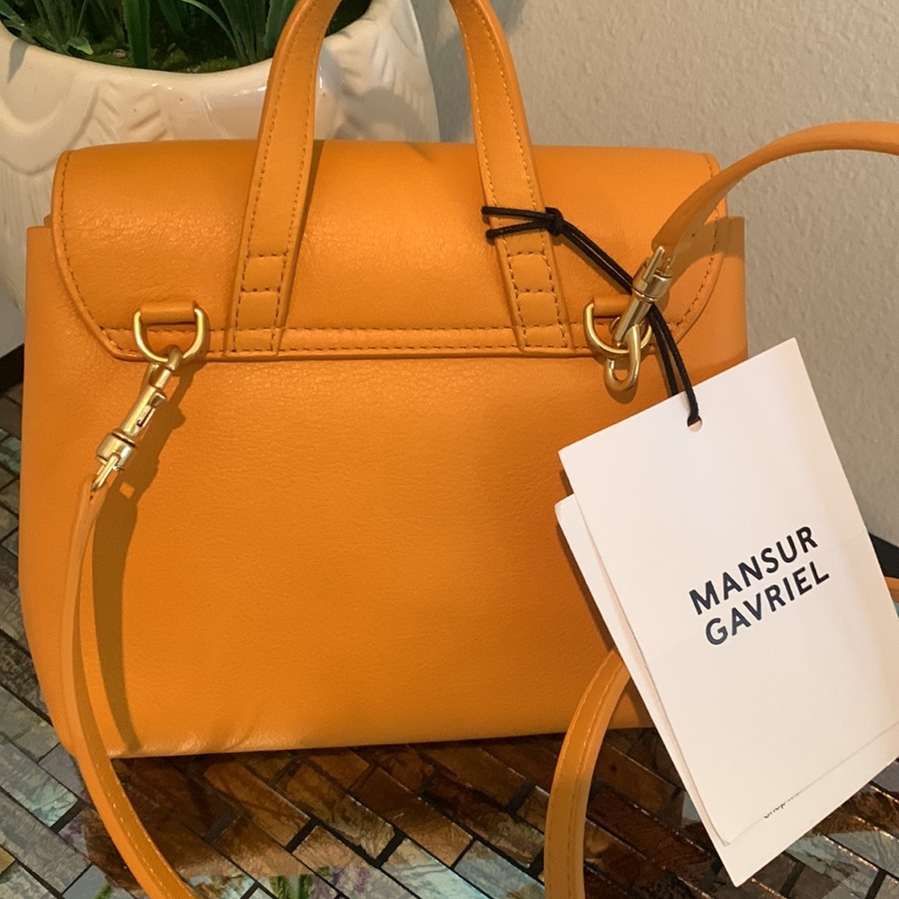 ❤️🍇🍇Host Pick.ManSur Gavriel Mini Soft Lady Leather Bag❤️🍇🍇
MANSUR GAVRIEL - Picture 4 of 16